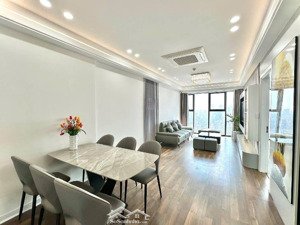 bán căn hộ the golden palm, lê văn lương, 130m2, 3 pn, 2 wc, sổ đỏ cc, full nội thất sang trọng.