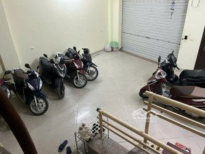 cho thuê nhà 52m2*5tầng, ngõ 168 hào nam ngõ 148 hào nam) phường ô chợ dừa, đống đa, giá 20 triệu