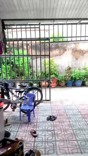 nhà 2tỷ4 hẻm ôtô dt 5x20 ngã tư hòa lân, thuận giao