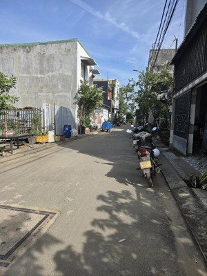 bán đất nguyễn xiển 1400m2 ngang 32m. giá 28.9 tỷ