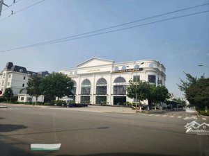 chính chủ cần bán liền kề 75m2. vị trí đẹp. kinh doanh tốt. dự án lideco hoài đức