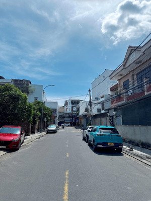 bán 2 lô mặt tiền đường phú đức rộng 10m - p. bắc nha trang, cách biển chỉ 800m.giá chỉ 3.9 tỷ