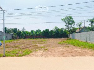 sang nhanh 249,4m2 sổ riêng đường rộng ngay kcn đang hđ, cách cao tốc tphcm-c thành 1.5km-giá 365tr