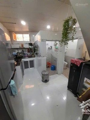 cho thuê nhà mặt tiền phong phú, phường 11, q.8 giá 17tr