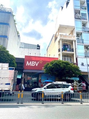 bán nhà mt đs 41 gần khánh hội p6 q4, dt 12x18m cn 207m2 hđt 130tr giá 100 tỷ