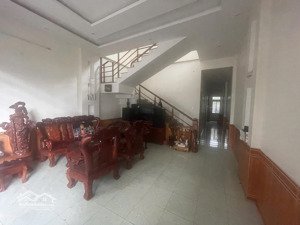 ban nhà đường lỗ giáng 20 , 1 mê lửng - hướng tây - hoà xuân - đà nẵng