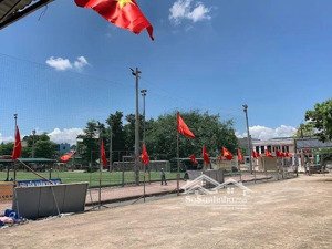 trung tâm thị trấn chúc sơn cũ 38.5m2 - ô tô đỗ cửa