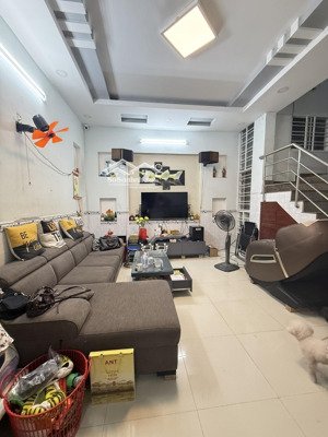 bán nhà 4 tầng xe hơi tới nhà 5pn, 6wc dtsd 300m2 huỳnh tấn phát, quận 7, giá siêu hời 6,3 tỷ