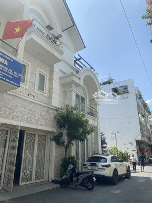 bán biệt thự sang trọng 3tầng, 180m2, chi: 26tỷ ngay cổng tttm aeon p.sơn kỳ, quận tân phú, tp hcm