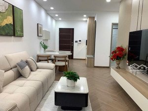 bán căn góc sky garden 3, phú mỹ hưng, quận 7, 3pn, lầu cao , thoáng mát. lh 