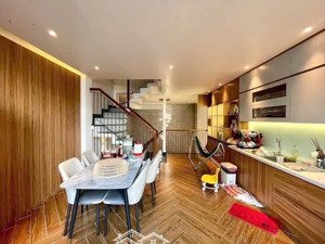 sở hữu căn nhà đường oto 78m2 ở hoa lan - phú nhuận, đang cho thuê 20tr gần coopmart rạch miễu