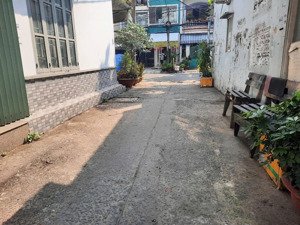 hẻm xe hơi - lê trọng tấn - tân phú- 49m2 - 2tầng - 6tỷ..,,tl