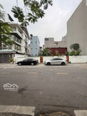 đất đấu giá đặng vũ hỷ,thượng thanh,long biên.khu víp.dt112m.giá 310tr/m2