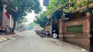 siêu hiếm kinh doanh, ôtô tránh, phố đào tấn, ba đình; dt 130m2, mặt tiền 11m, giá chỉ 85,5 tỷ