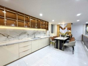 3 bước ra hẻm xe hơi chu văn an, thông tứ tung 5 tầng chỉ 9.9 tỷ