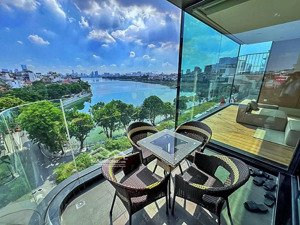 bán nhà vị trí đẹp taij bán đảo quảng an tây hồ