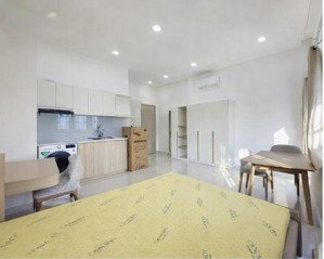 gấp bán chdv nở hậu mtkd dòng tiền 100tr/tháng - dtsd 300m2 có nhà xe lớn shr nhỉnh 2xtỷ (còn tl)