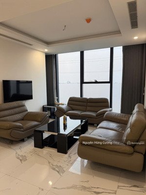 chính chủ cho thuê căn hộ 3 phòng ngủ 98m2 sunshine city full đồ giá chỉ 17tr- em cường 