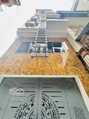 siêu phẩm dòng tiền ba đình nhà mới thang máy 2 thoáng vĩnh viễn