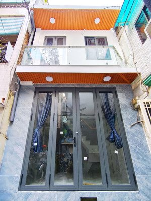 22m2 - 3.x tỷ - nhà mới 3 tầng út tịch vài bước ra bờ kè