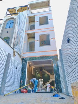 nhà mới full nội thất giá hời ngay tỉnh lộ 43 siêu đẹp