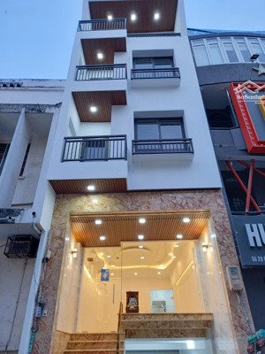 bán khách sạn mặt tiền đường bàu cát dt 4mx 28m 5 lầu dòng tiền sẵn hdt 70tr/th giá 27 tỷ còn tl