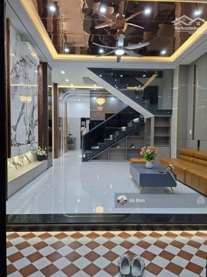 cho thuê nhà 3 tầng nguyễn huy lượng - 4pn - 4wc - mới đẹp