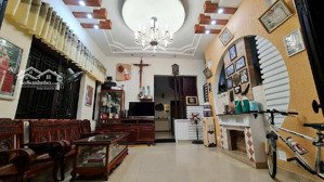 biệt thự 2 mặt tiền - diện tích lớn view sông thăng long và công viên 200m2 mặt tiền 10m