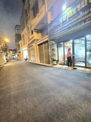 bán nhà 3 lầu hẻm lạc long quân, p8, tân bình