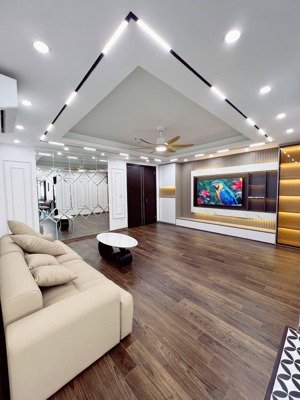 em hà phương bán quỹ căn chung cư bình vượng căn đẹp, giá tốt. lh 