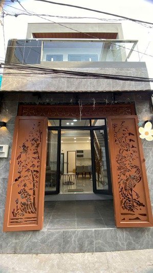 hẻm 4m, nhỉnh 4 tỷ trương phước phan dt 4x13m, có pn dưới trệt 3pn, hẻm thông, shr