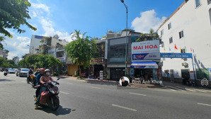 chỉ 25 tỷ: 2 mặt tiền bạch đằng p2, dt 106.5m2 nở hậu 6.6m, 7 tầng sát sân bay