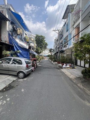 7.3 tỷ, nhà cấp 4 tiện xây mới, ngang 4m vuông a4, hẻm 6m trước nhà, đường nguyễn văn khối