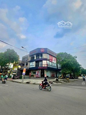 góc 2 mặt tiền cách mạng tháng tám, quận 3 - dt: 8x25m - 4 tầng - hđt: 280 triệu - giá: 49 tỷ