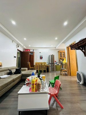 hiếm , chỉ 4.4 tỷ có chung cư 65m ecohome , 2 phòng ngủ -full nội thất-