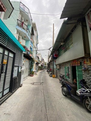 bán nhà đội cung q11 nhà 2 lầu hẻm xe hơi tận cửa đẹp shr giá 3 ty480