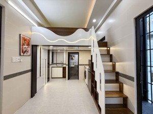 bán nhà duy tân 90m² 5 tầng - 18.5 tỷ - dòng tiền 1.08 tỷ/năm