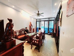 trịnh đình cửu - hoàng mai diện tích :48m - 5tầng - giá :16,5tỷ phân lô - ô tô tranh