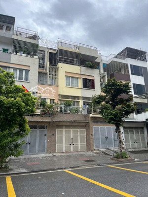 bán nhà liền kề đẹp tại kđt văn phú, giá tốt 20,7 tỷ, 90m2, view đẹp, q.hà đông, hn
