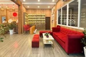 mặt tiền kd 4 tầng ngay hoàng diệu 2, dag cho thuê 60tr/tháng, linh chiểu, thủ đức, 15,990 tỷ