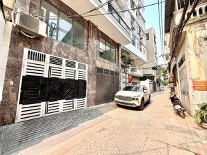 bán nhà ngay chợ kẻ vẽ - xây mới - ô tô - full nội thất