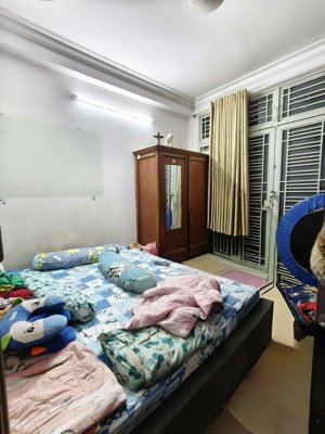 sát mặt tiền - lê văn sỹ - tân bình - 30m2 - 3 tầng - chỉ 4.5 tỷ