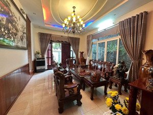 cho thuê biệt thự 1 trệt 2 lầu full nội thất kdc chánh nghĩa - thủ dầu một