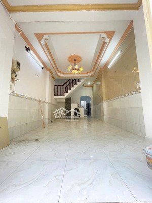 nhà ngay emart phan huy ích trệt lầu 2pn 2wc giá chỉ 8,5 triệu