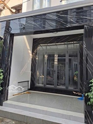 bán nhà quận 7 hẻm ô tô lâm văn bền ngang 6m dài 10m nhà 4 tầng 4 phòng ngủ chỉ 7 tỷ nhỉnh