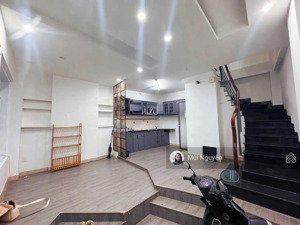 bán nhà hẻm huỳnh văn bánh, phú nhuận - dt: 5,5x6m nhà 4 tầng phòng ngủ - chỉ 6,75 tỷ