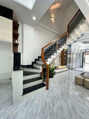 bán nr đẹp xuất sắc tại kdc bình chuẩn, 5 tỷ, 60m2