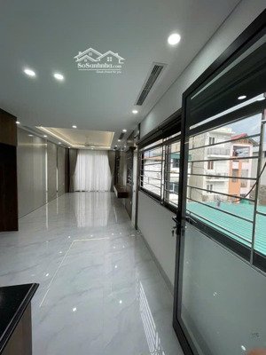 nhà 5 tầng nguyễn văn cừ, chân cầu chương dương- long biên. dt 58m2, gara ô tô, giá 12.75 tỷ