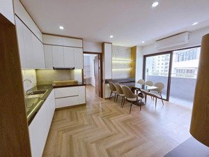 bán nhanh chung cư 143m2 mễ trì hạ. cực đẹp