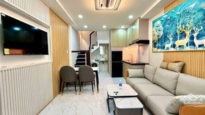 nhà đẹp tỷ mỷ từng chi tiết - 3 tầng - 2 phòng ngủ - nở hậu tài lộc